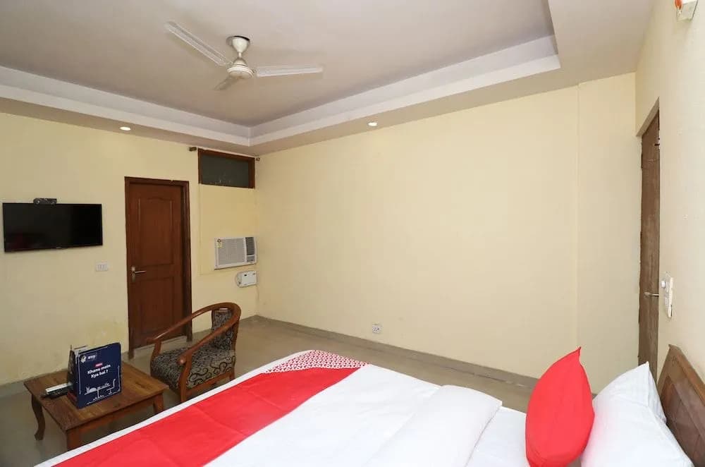 OYO 19484 Hotel Cubic Inn - photo 2