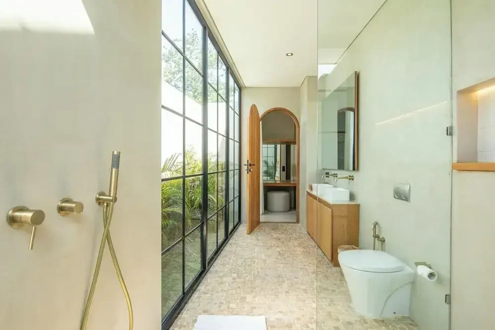 Stylish 5BR Boho Hideaway, 5 Min From Bingin Beach - photo 27