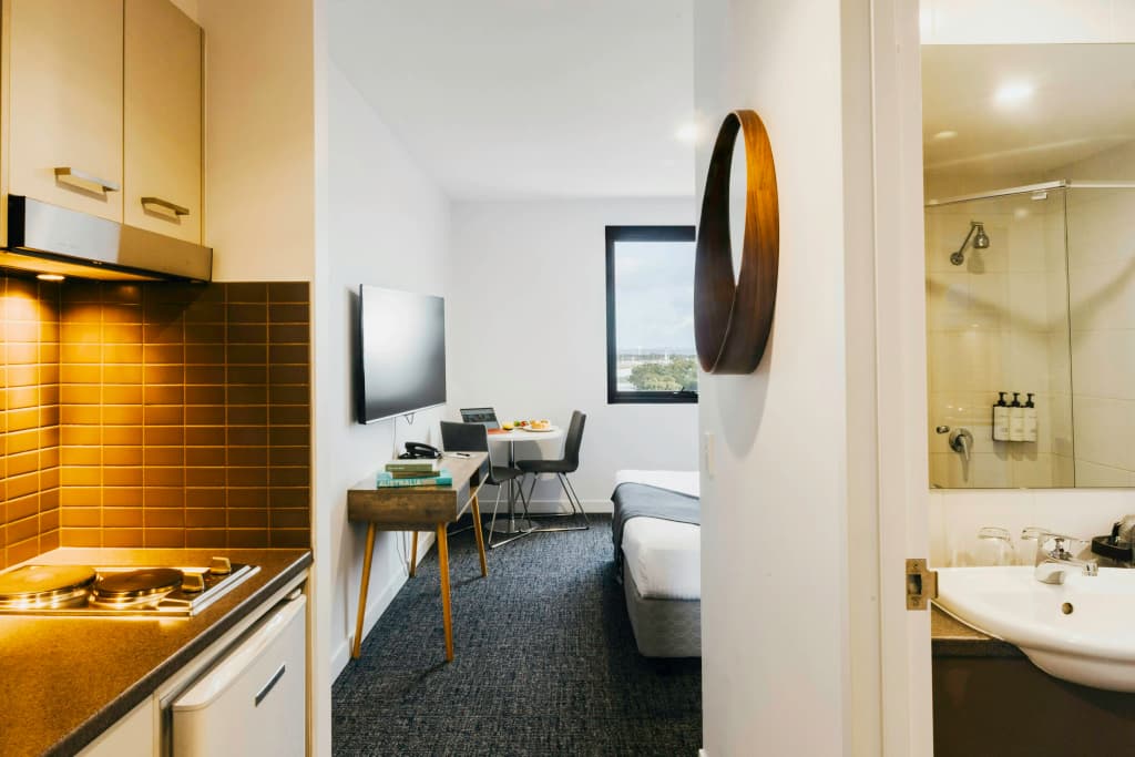 Quest Mascot Serviced Apartments - photo 24