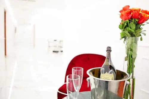 Hemi Luxury Suites - photo 13