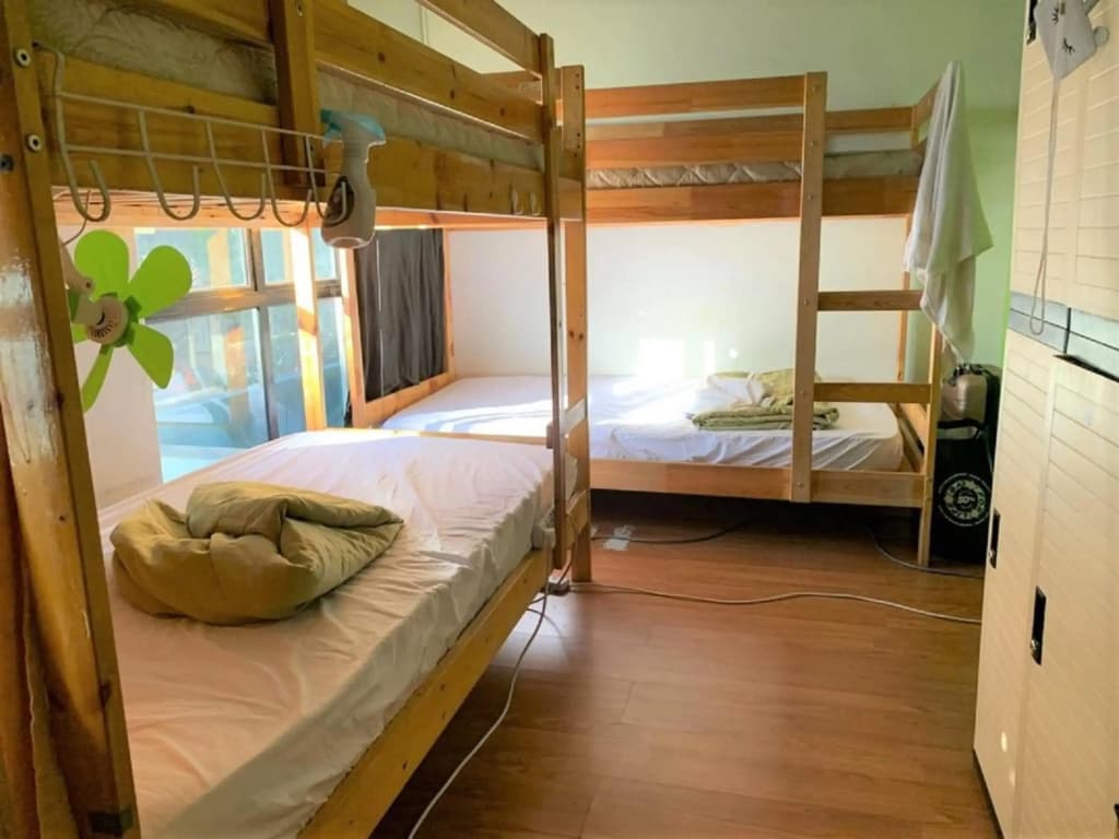 PODs The Backpackers Home & Cafe - photo 2