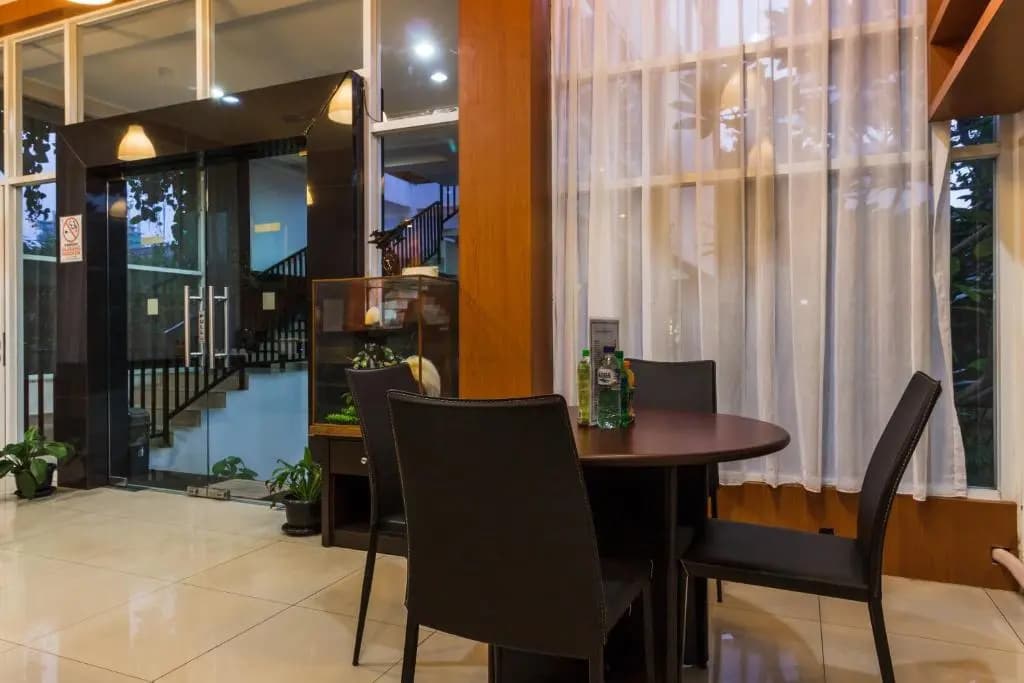 RedDoorz Premium @ Ampera Raya 2 - photo 13