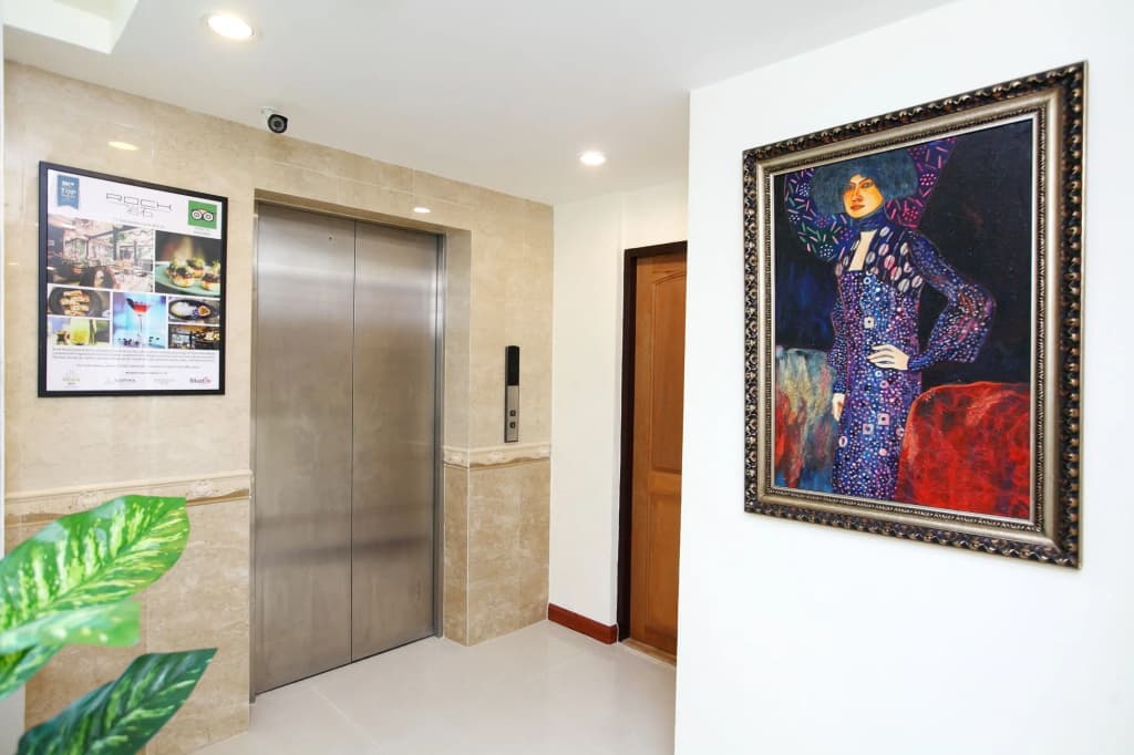 V Check Inn Sukhumvit 22 - photo 15