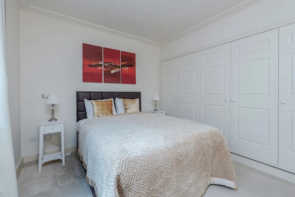 Point West Apartments - photo 5