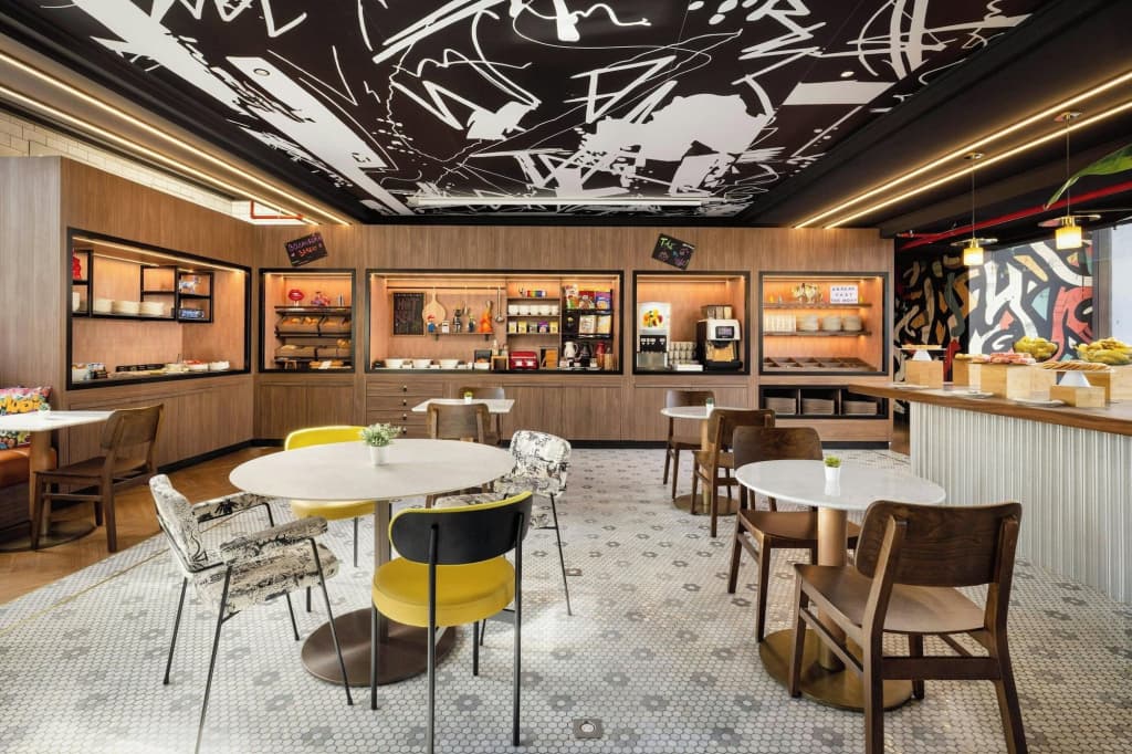 Moxy Paris La Villette Hotel - photo 31