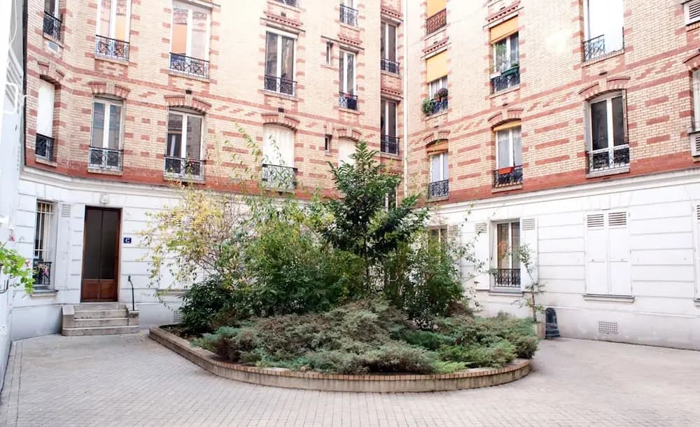 Apartement 2-3 Bedrooms - main photo