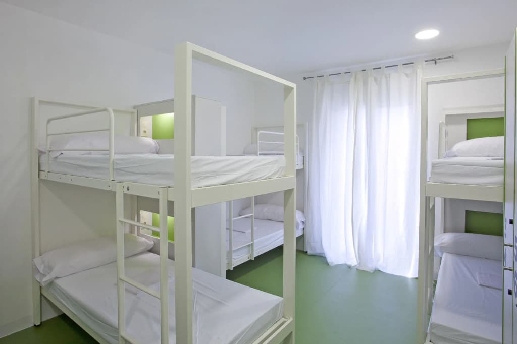 Sant Jordi Hostels Gracia - photo 7