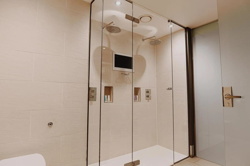 Le Monde Hotel - photo 10