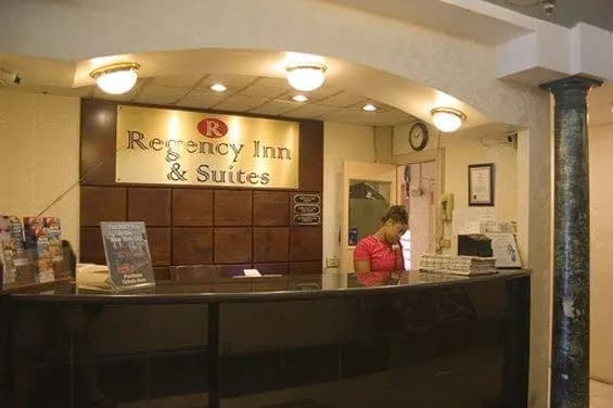 Regency Inn Suites - photo 9
