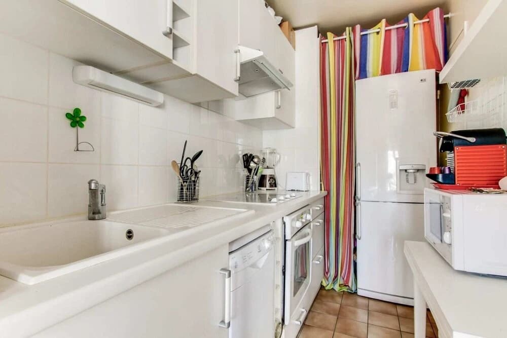 Bright 3BR Duplex Near Nation - photo 14