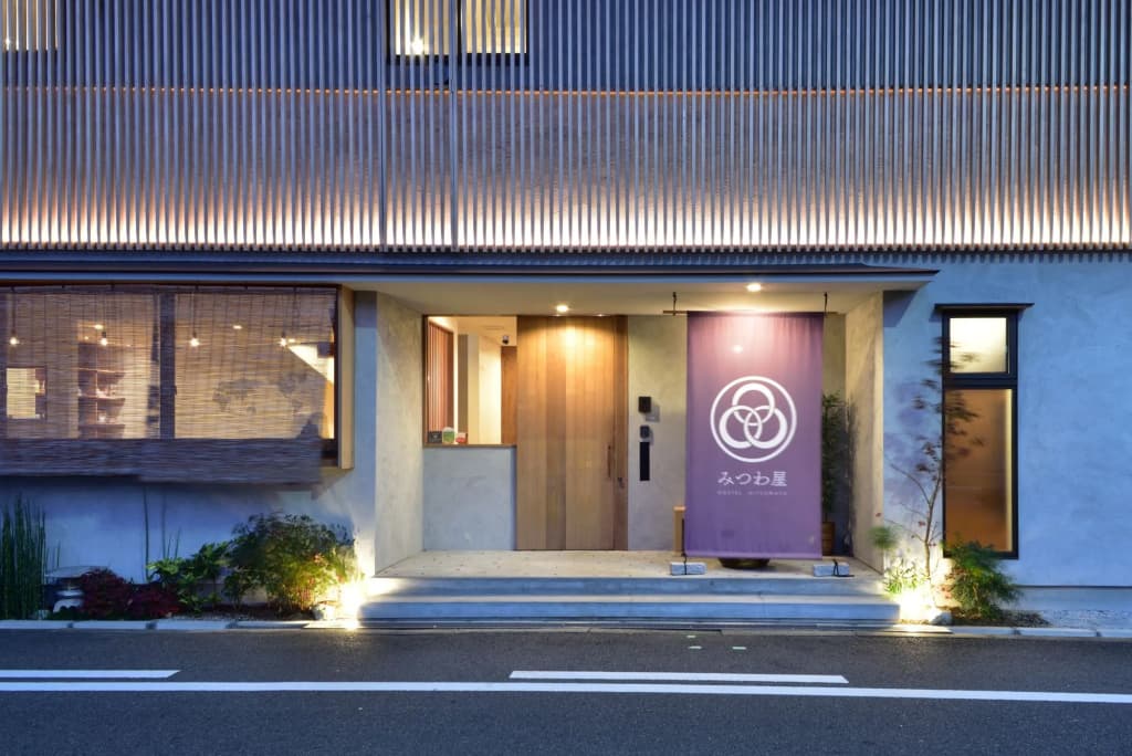 Hostel Mitsuwaya Osaka - photo 1