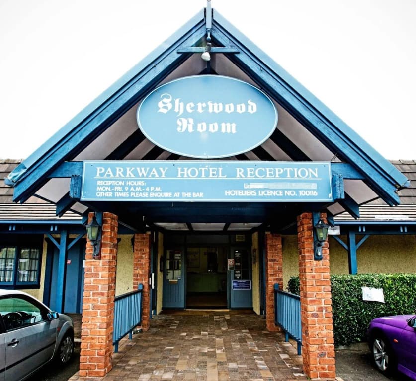 Parkway Hotel - photo 1
