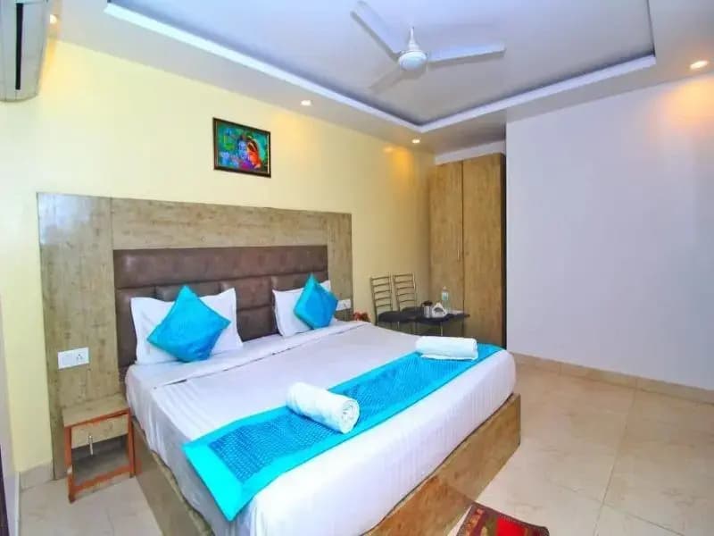 Hotel Broadway - photo 13