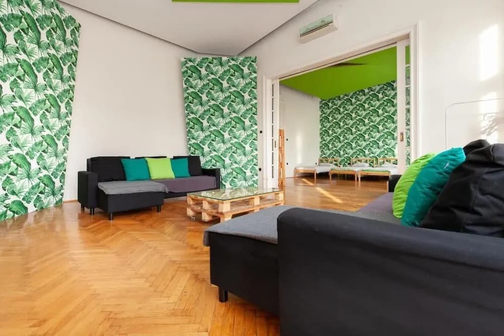 Bajcsy Design Group Apartment - photo 2