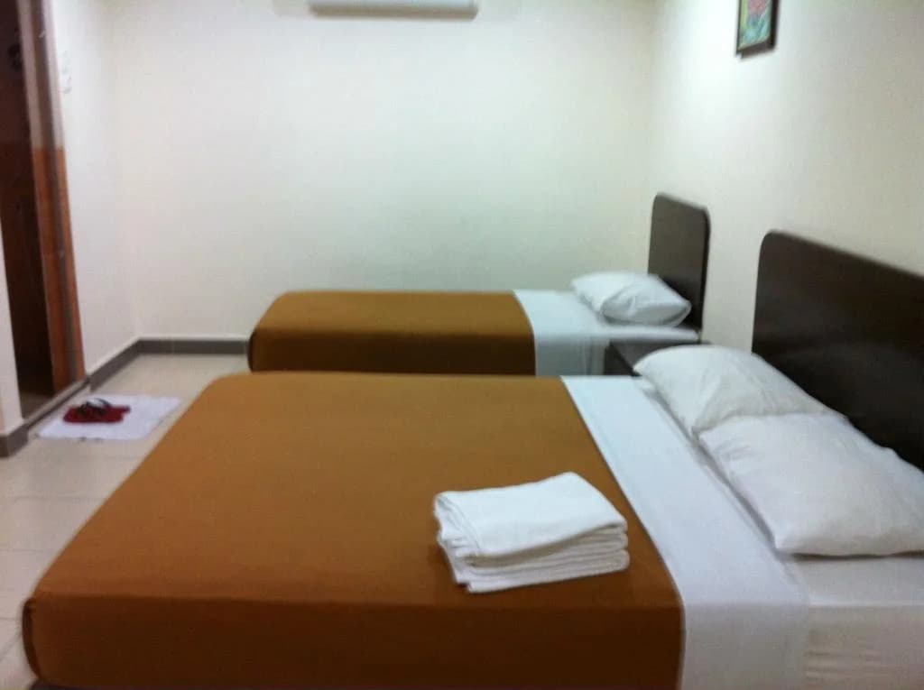 Hotel Putra Iskandar - photo 6