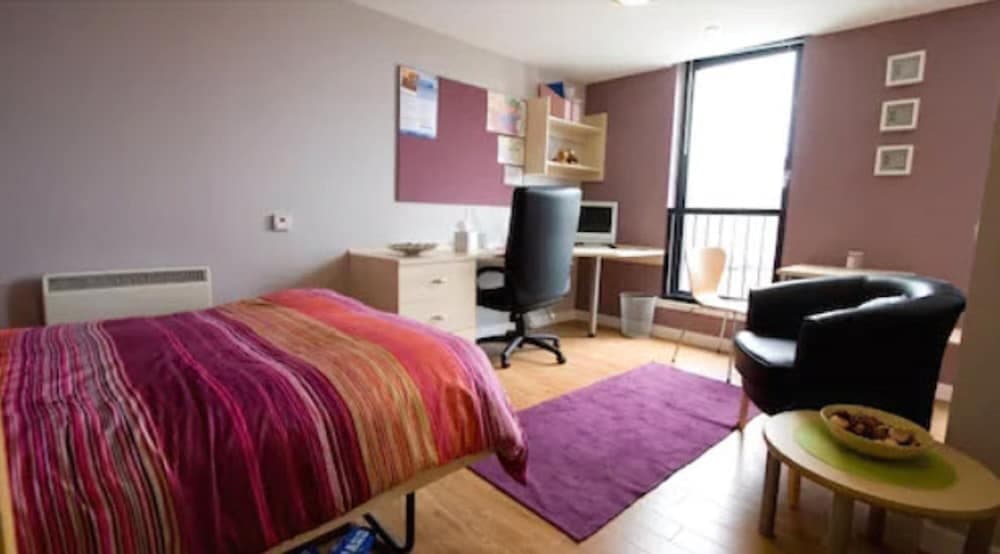 Portsburgh Court - Campus Accommodation - photo 3