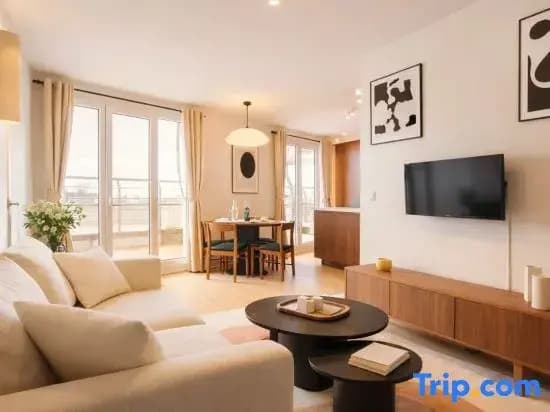 Loft with terrace, jacuzzi & lift near Invalides - photo 2
