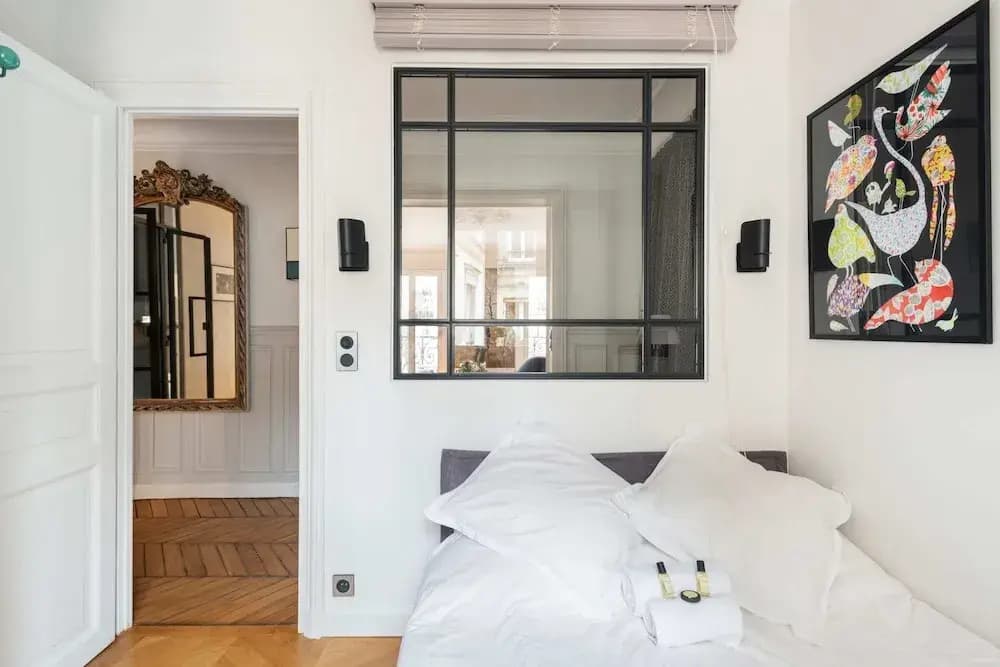Beautiful Haussmannian Apartment Located in the North of the Marais - Noma - photo 6