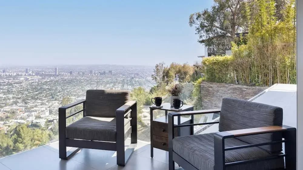 Hollywood Overlook by Avantstay Private Pool + Hot Tub Panoramic Views - photo 4