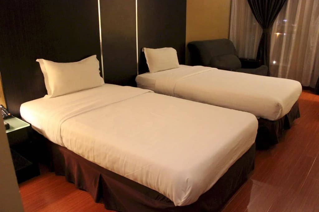 Hotel 17 - photo 8