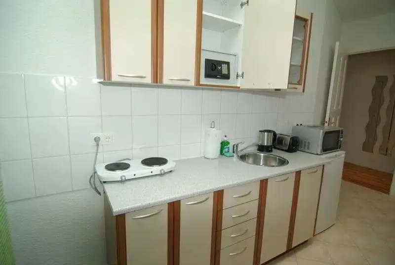 Europe Apartments - photo 5