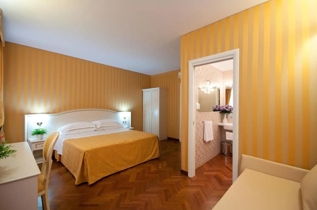Trevi 41 Hotel - photo 32