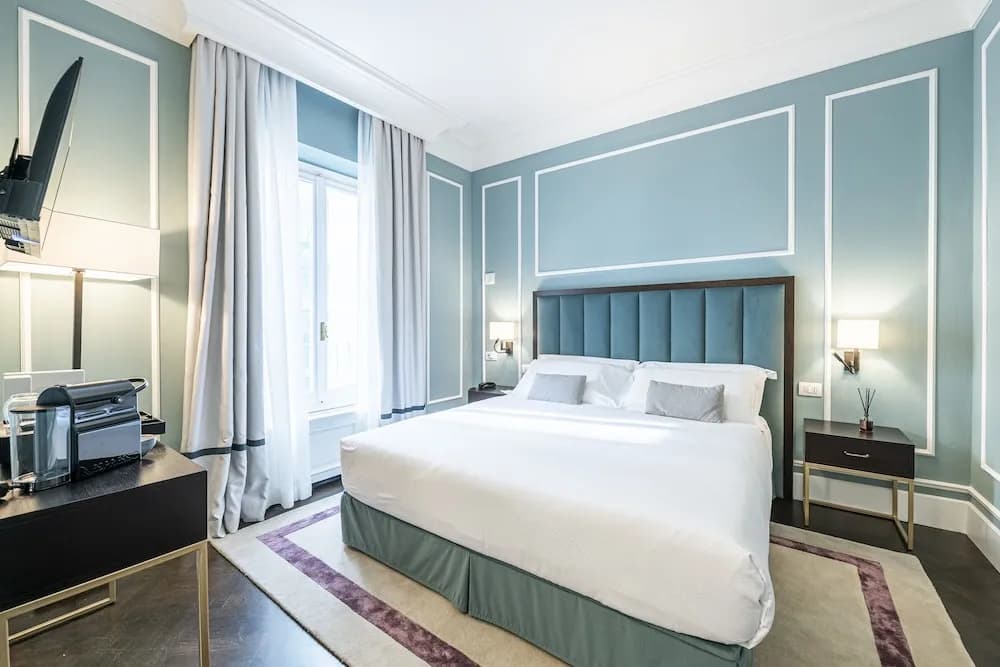 Glimpse Hotel - photo 3