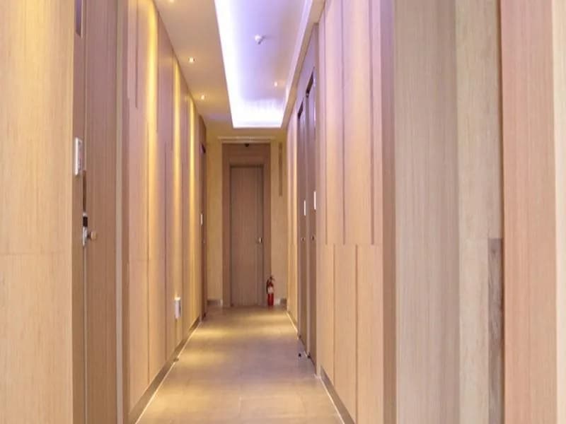 Regent Hotel - photo 11