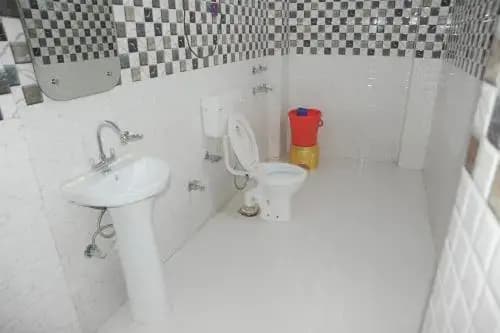 UNV Hostel - photo 23