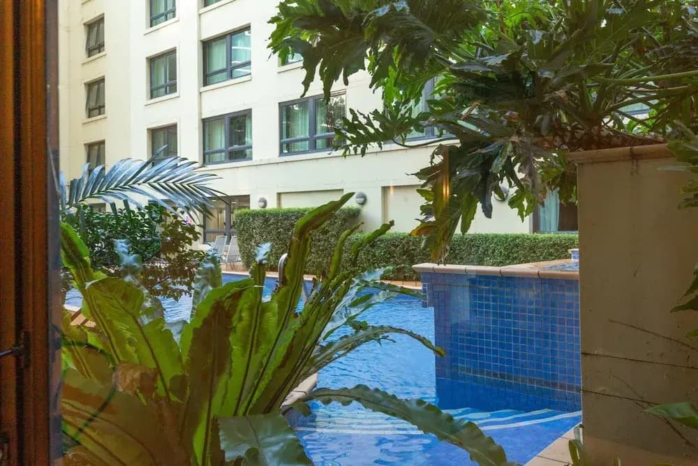 Contemporary 1-bed First Floor Unit With Pool - photo 10