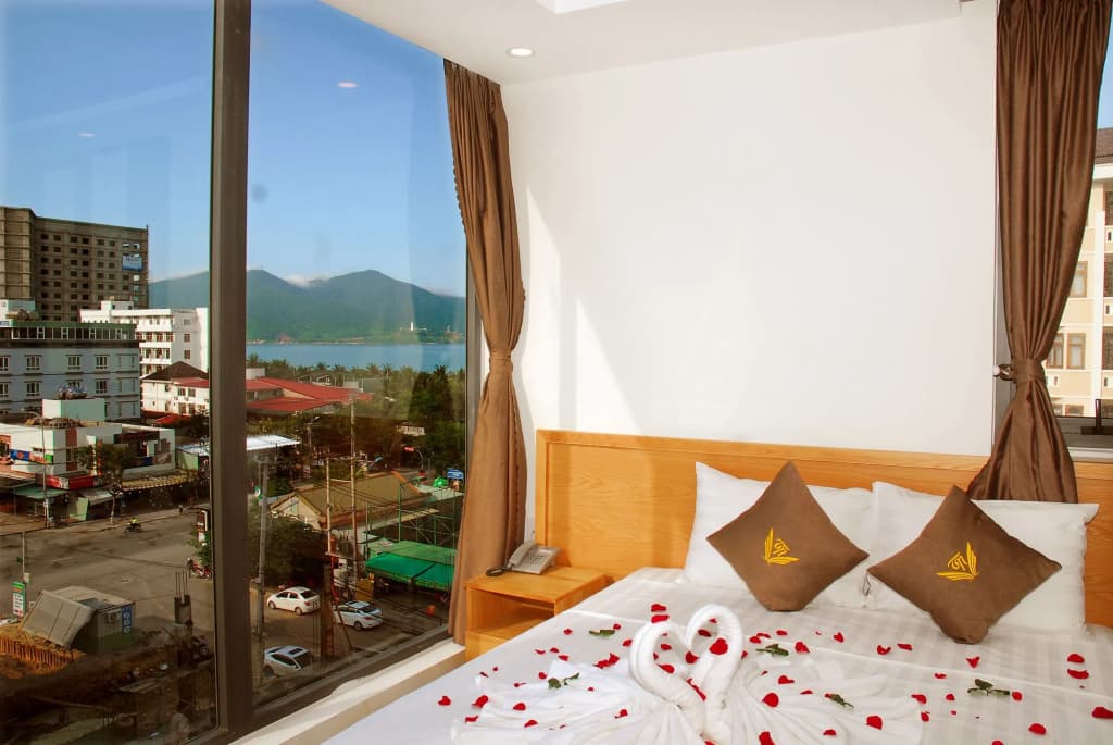 Ngan Hotel - photo 6