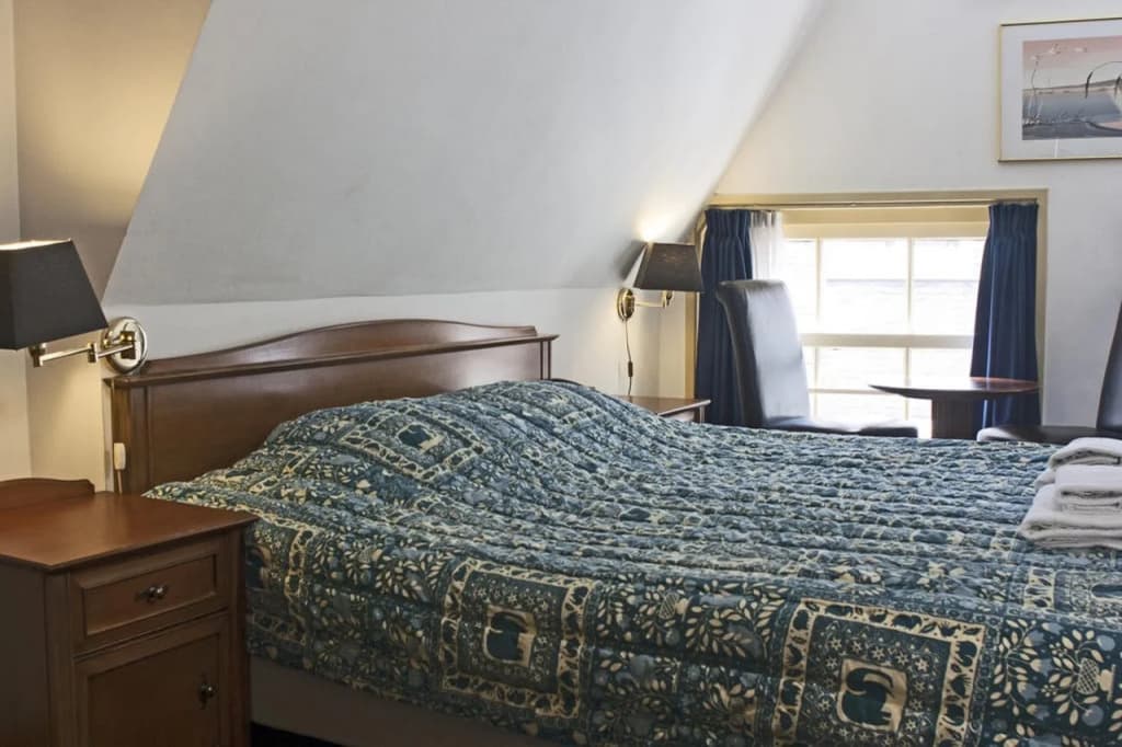Hotel Prins Hendrik - photo 6