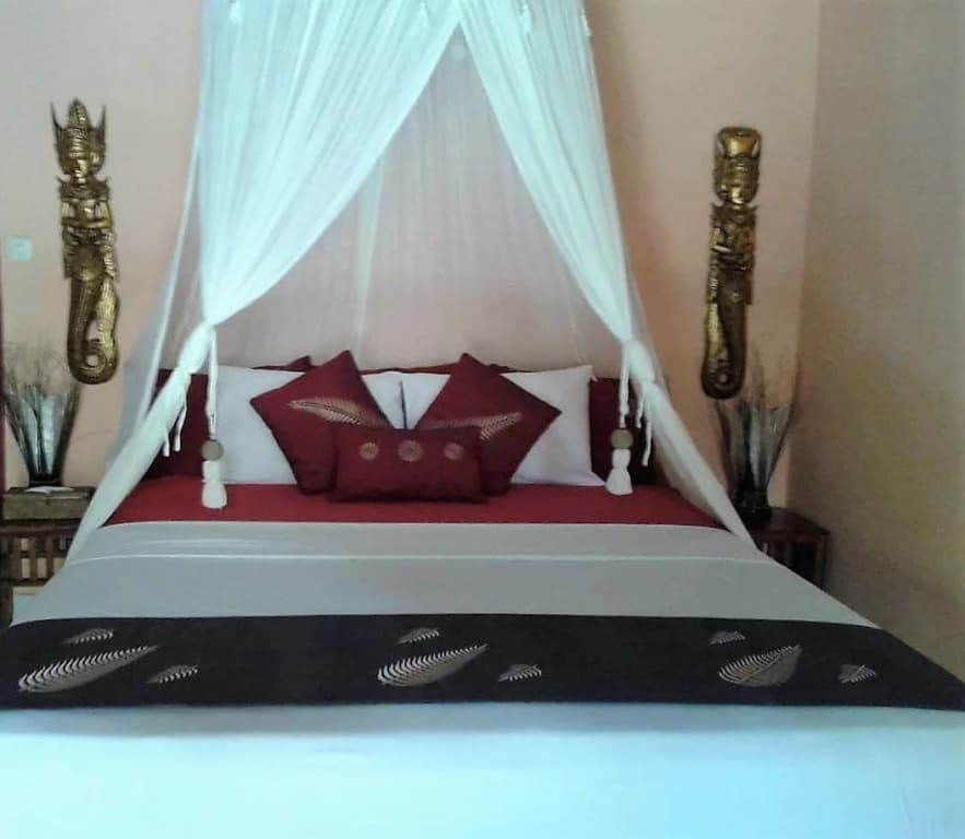 Taman Lituhayu Cottages - main photo