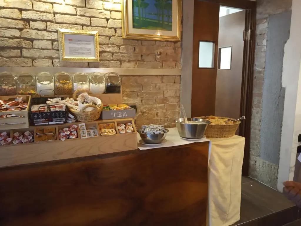 Hotel Tintoretto - photo 11