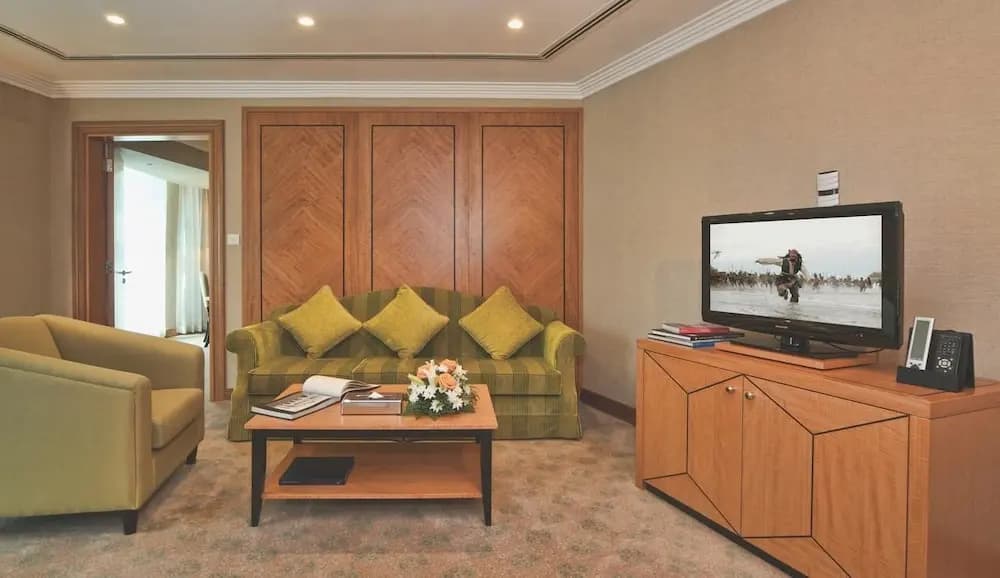 Wiseman Grand Hotel - photo 6