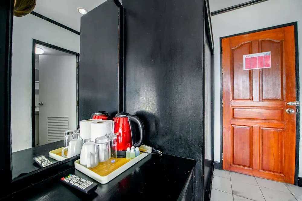 Happy Jomtien - Direct Beach Access, Sea View & Central Location - photo 6