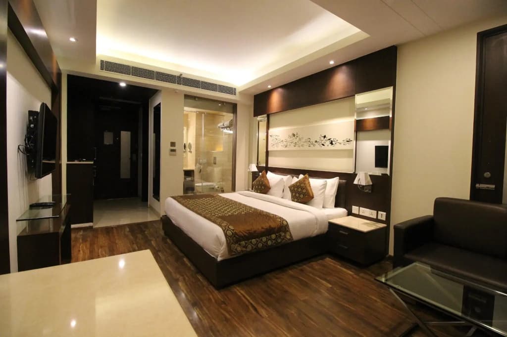 Hotel Golden Grand - photo 7
