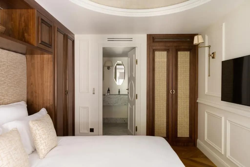 HIGHSTAY - Luxury Serviced Apartments - Place des Victoires - photo 10
