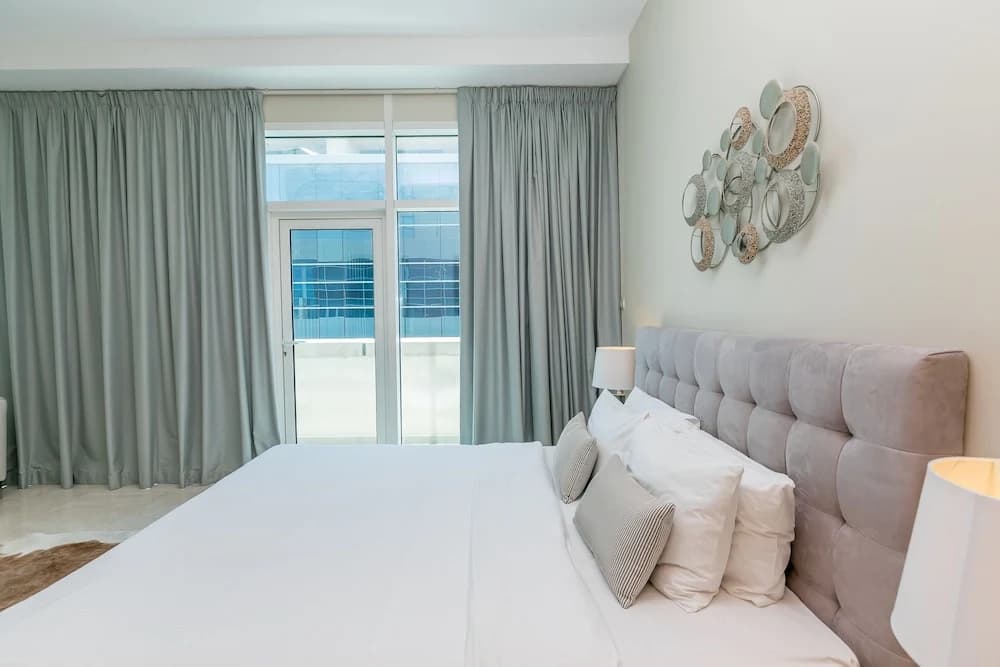 DHH - Bay Square - photo 7