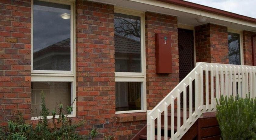 Yarra Glen Racecourse Apartments - photo 9