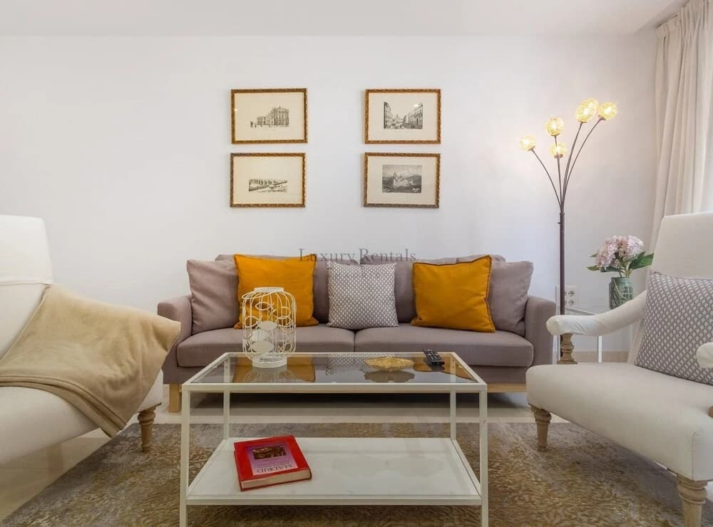 3 Bedrooms Chamberi - photo 1