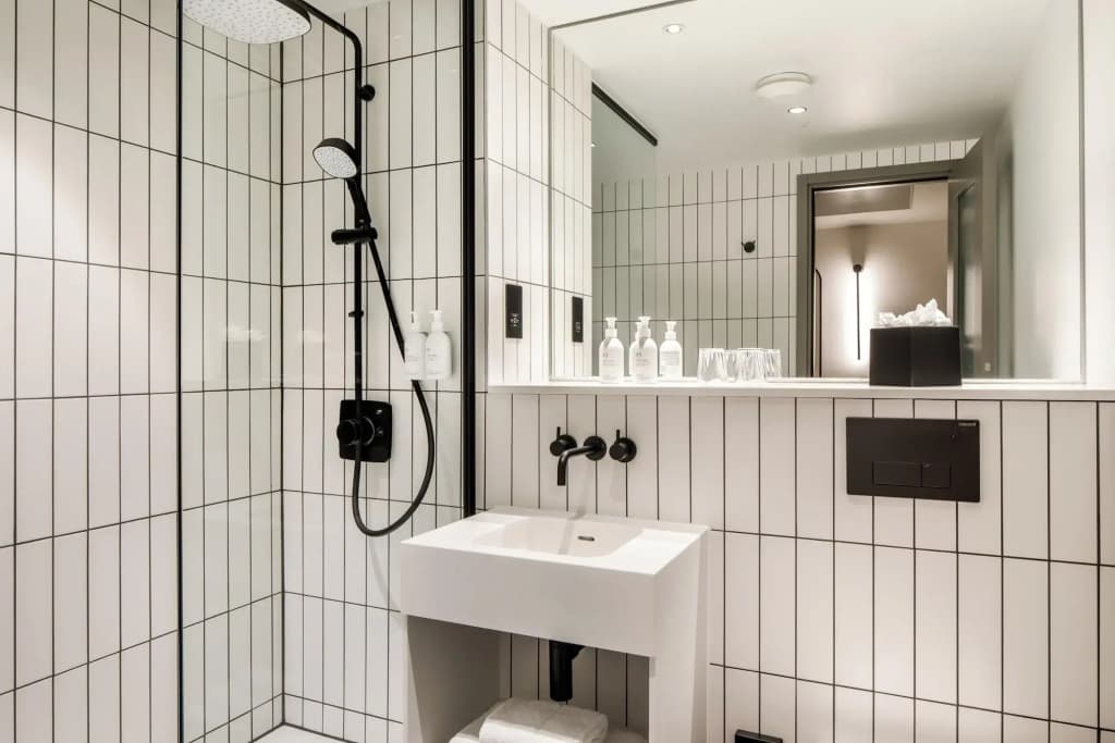 Southgate Hotel London - photo 41