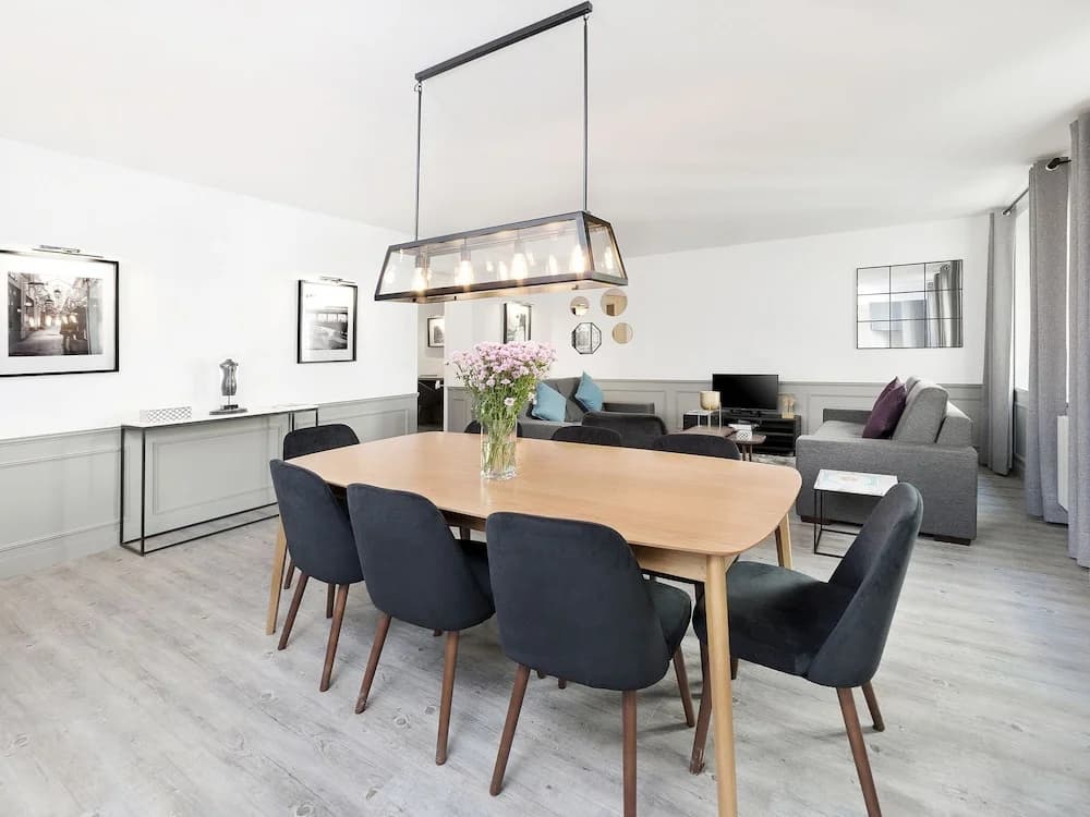 Luxury 3BDR Le Marais II by Livinparis - photo 2