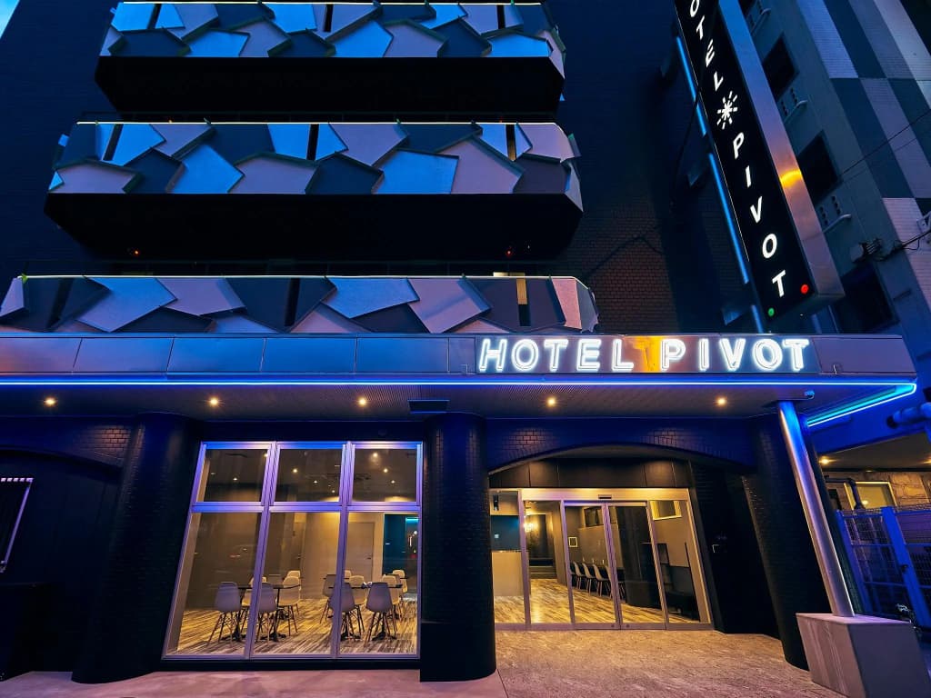 Hotel Pivot - main photo