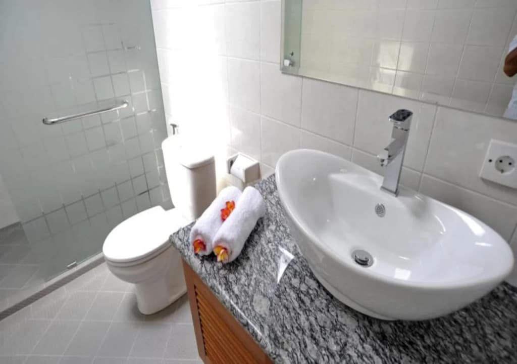 Aquarius Beach Hotel - photo 6