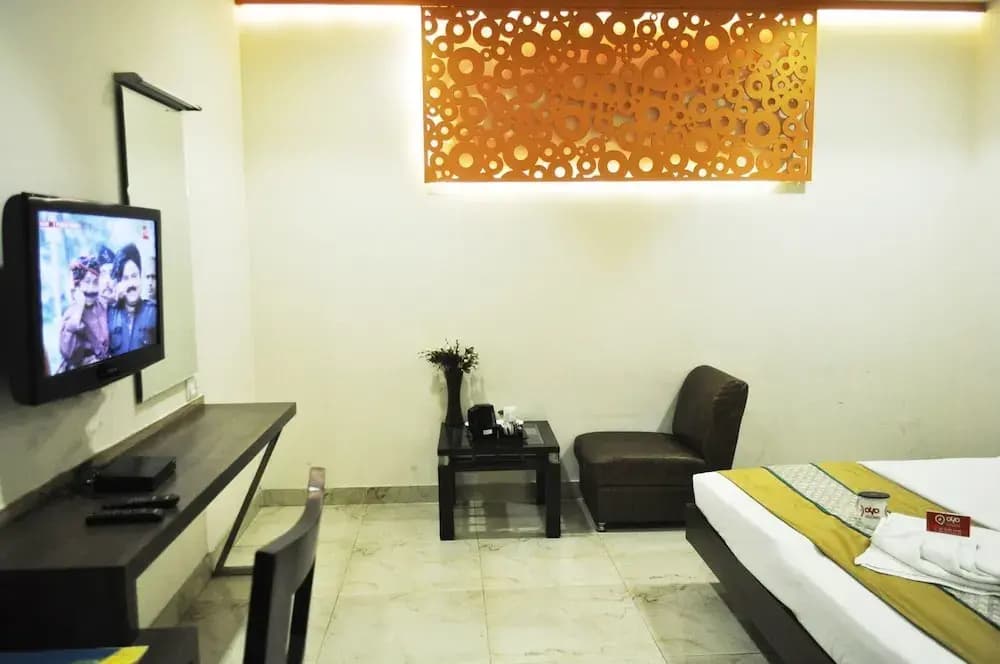 OYO 638 Hotel Maharaja Residency - photo 4