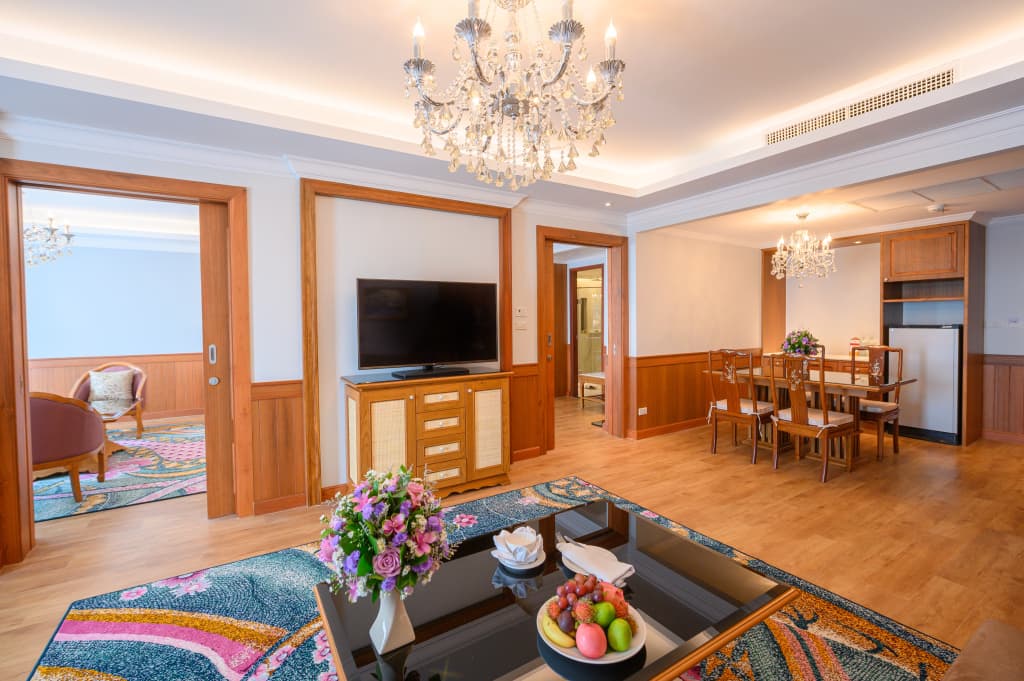 Empress Premier Hotel - photo 5