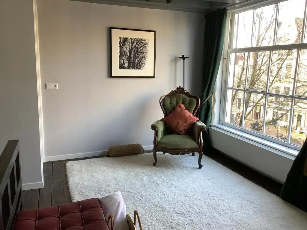 Former Rembrandt workshop two bedroom B&B - photo 7
