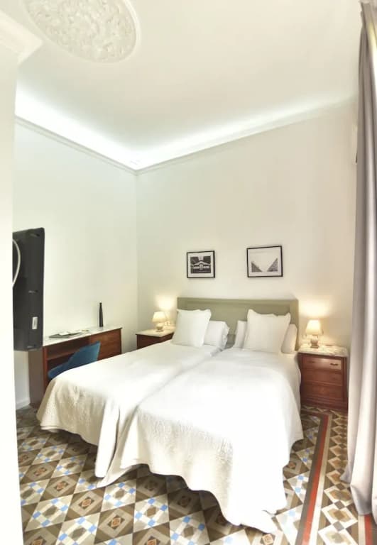 Hostal Girona - photo 7