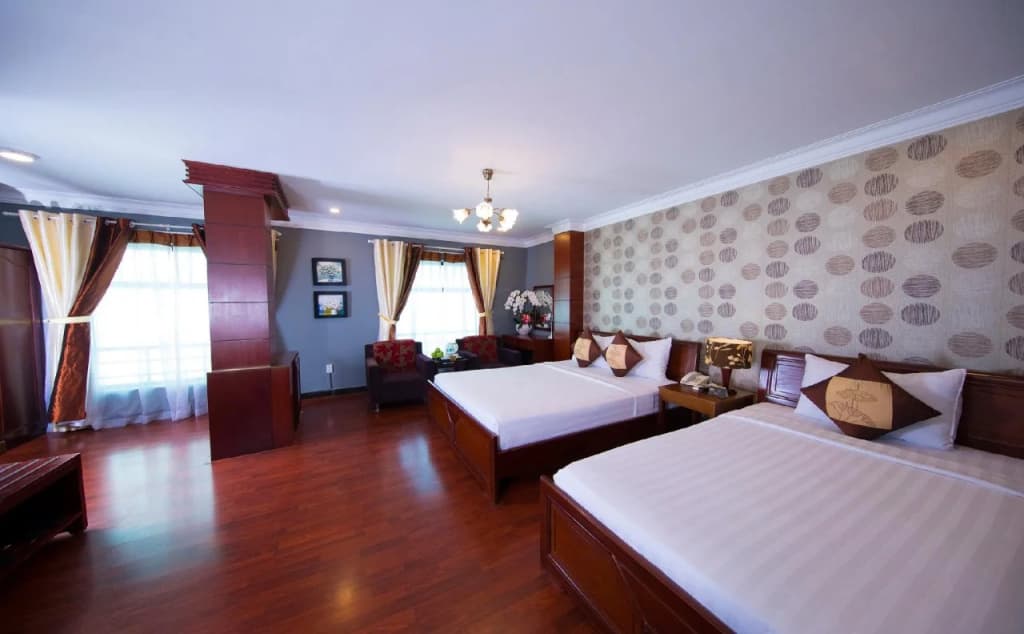 Good Vibes Central Hotel - photo 7